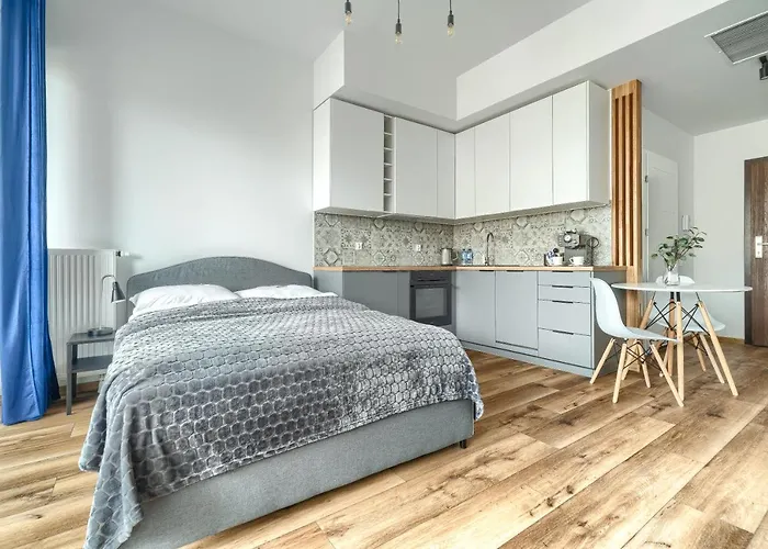 アパート Hanza Tower Vii - Unique